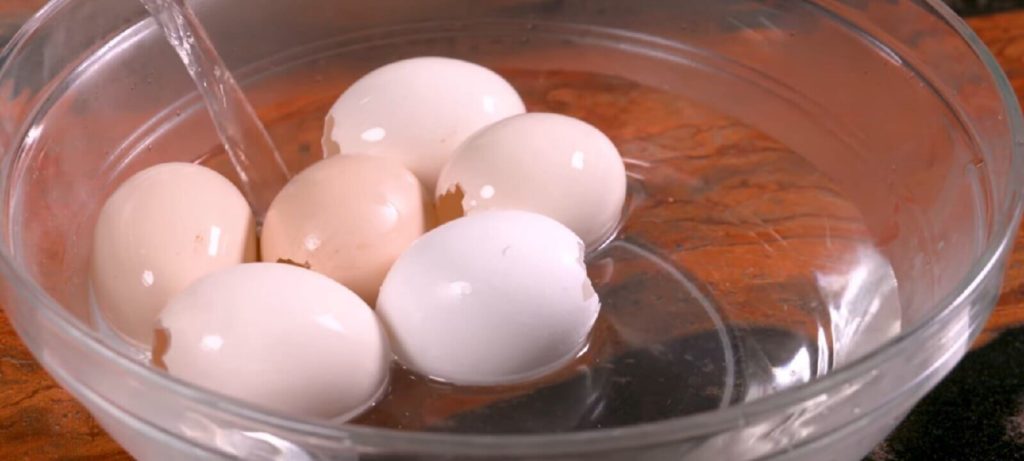 желе в форме яйца